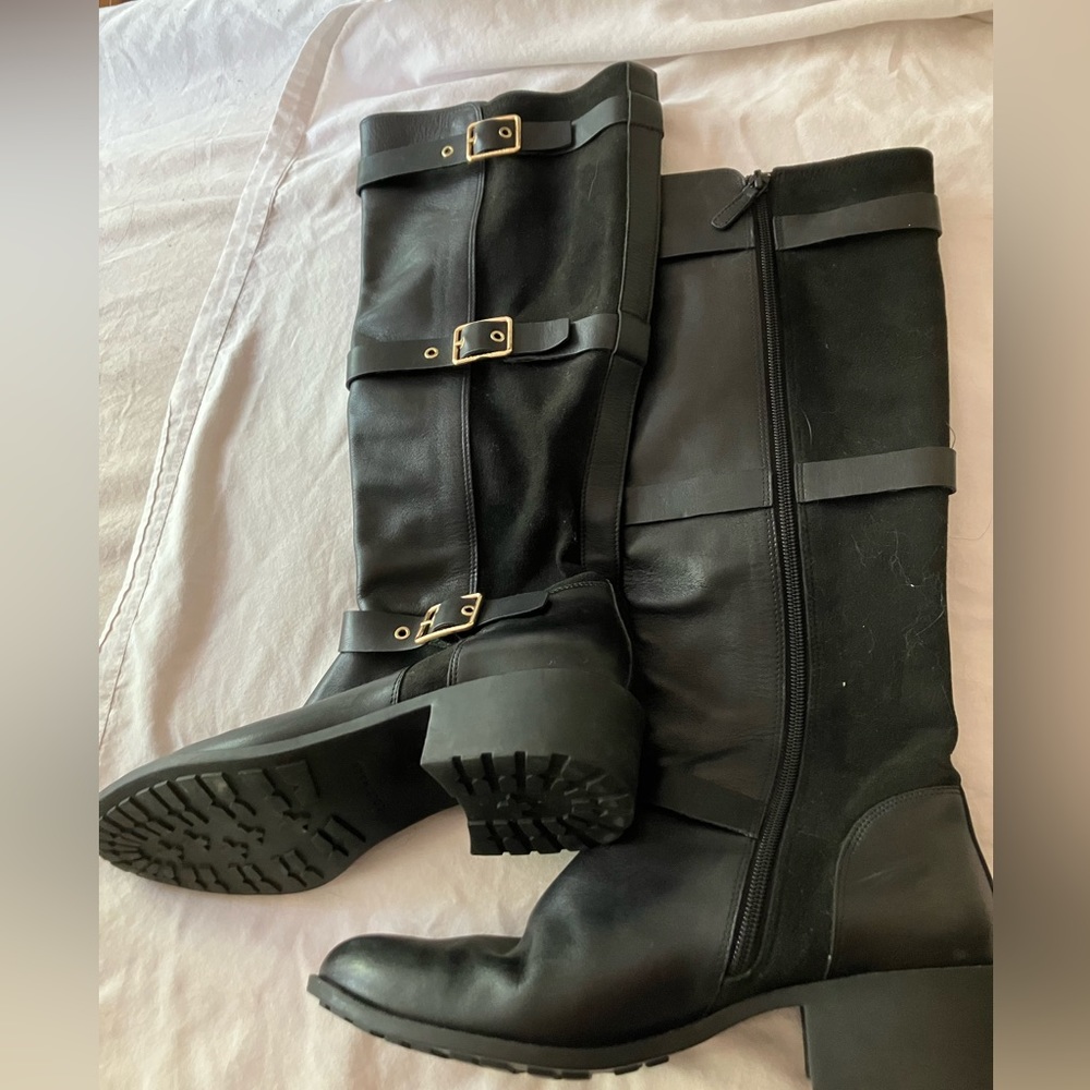 Cole Haan Black leather/suede Boots